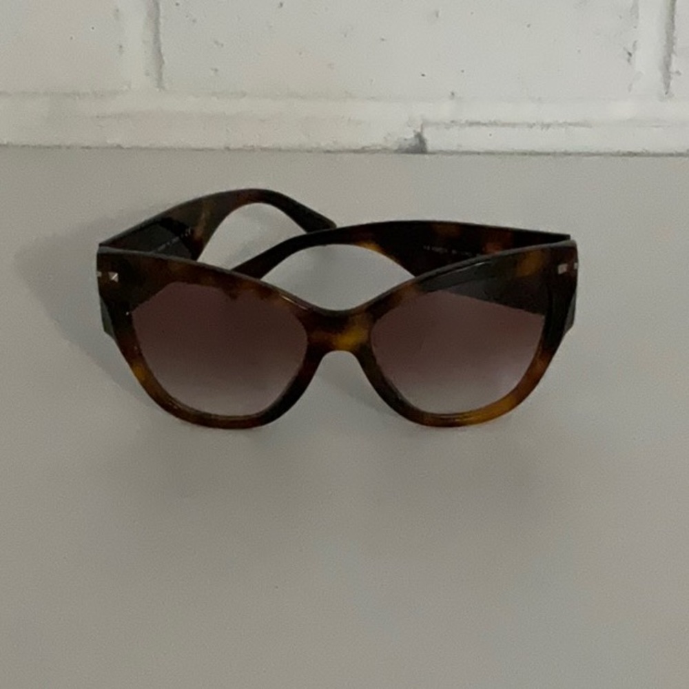 Valentino sunglasses
